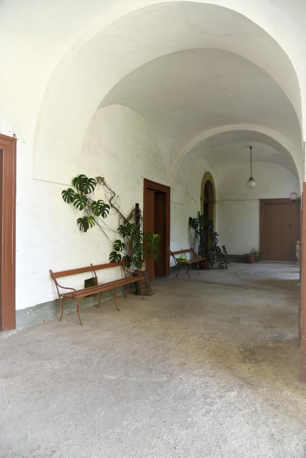 Casa Vacanza "Nonna Matilde" A Meta Di Sorrento, 600Mt Dal Mare, Casa Per 4 מראה חיצוני תמונה