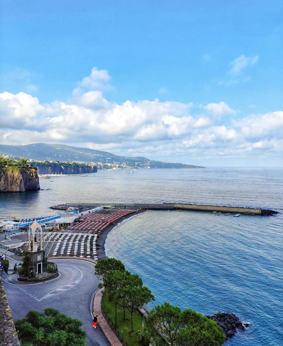 Casa Vacanza "Nonna Matilde" A Meta Di Sorrento, 600Mt Dal Mare, Casa Per 4 מראה חיצוני תמונה