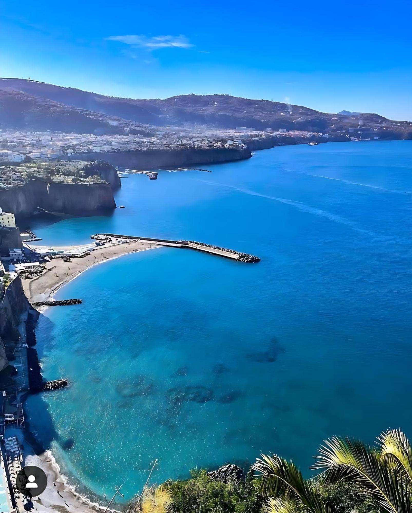 Casa Vacanza "Nonna Matilde" A Meta Di Sorrento, 600Mt Dal Mare, Casa Per 4 מראה חיצוני תמונה